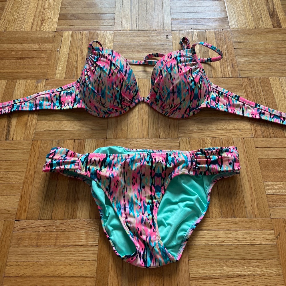 MultiColored Bathing Suit Set with Supportive Top